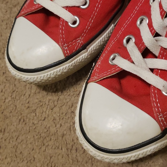 Classic mens red & white Converse All Star sneakers. Mens sz 10, Women's 12. - Picture 9 of 13